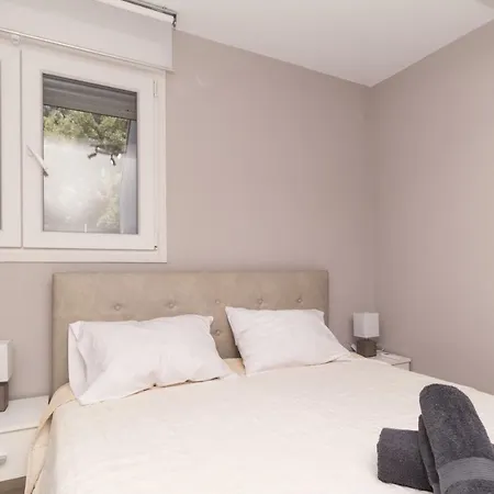Apartman Akti Alegra Néosz Marmarász