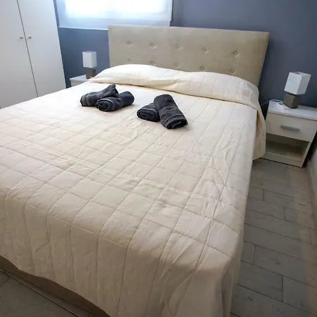 Akti Alegra * Neos Marmaras