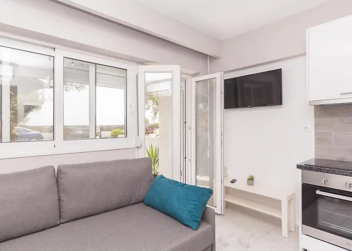 Akti Alegra Néos Marmarás